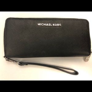 Micheal Kors Wallet